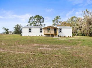7821 Blair Dr, Zephyrhills, FL 33544
