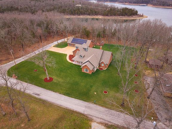 4th image of 42 Lilac Ln