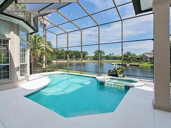 2nd image of 13759 Club Cove Dr