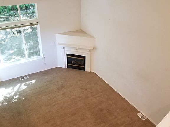 2nd image of 13200 SW Hidden Creek Pl