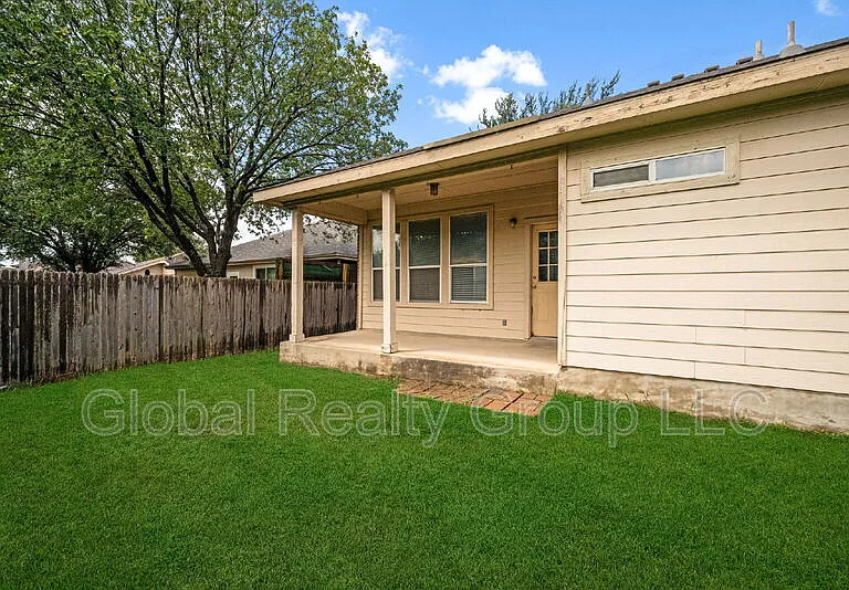 229 Spice Oak Ln — Photo 29