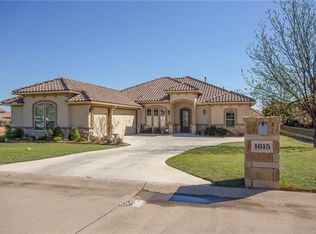 1615 Chesapeake Bay Ct, Granbury, TX 76048