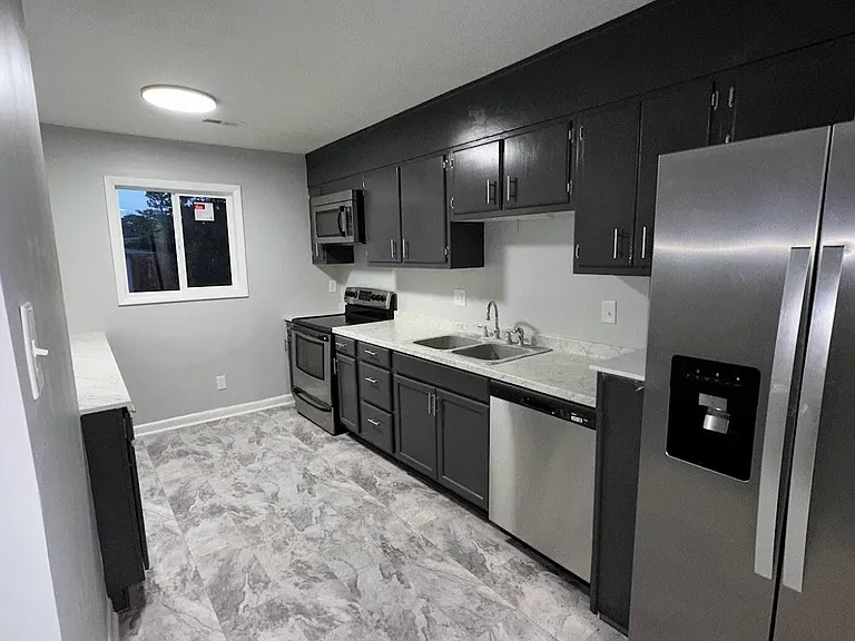 4360 Moonstone Ct — Photo 9