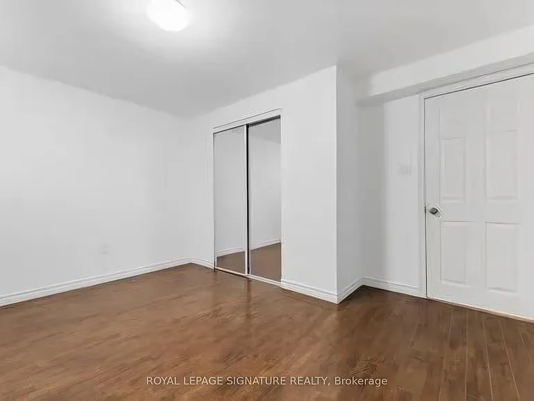 44 Selby Dr — Photo 38