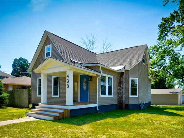 430 W Washington St, Maroa, IL 61756