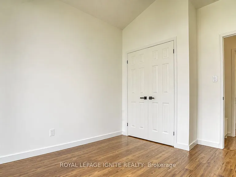 604 Woodmount Cres — Photo 14