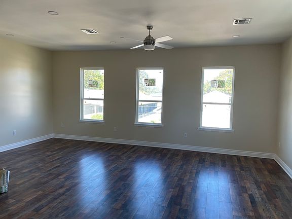 3rd image of 2412 Lavender St #A