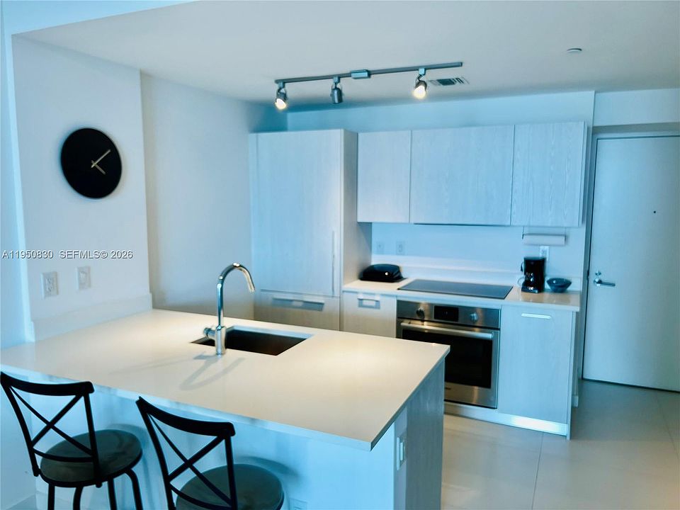 1st image of 501 NE 31st St #2204