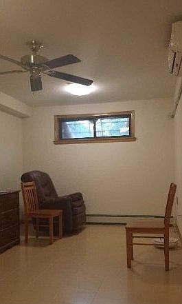1st image of 14342 Sanford Ave