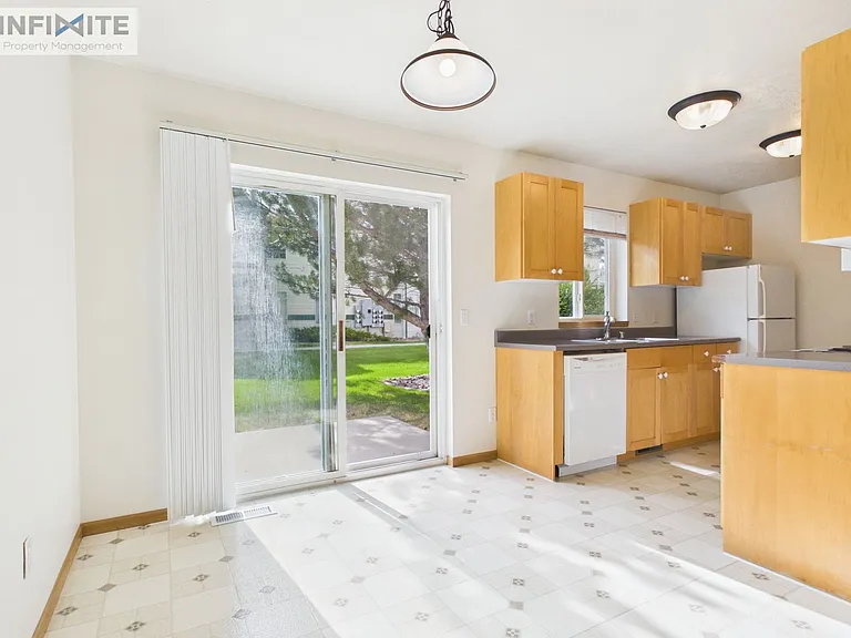 335 Michael Grove Ave #A — Photo 4