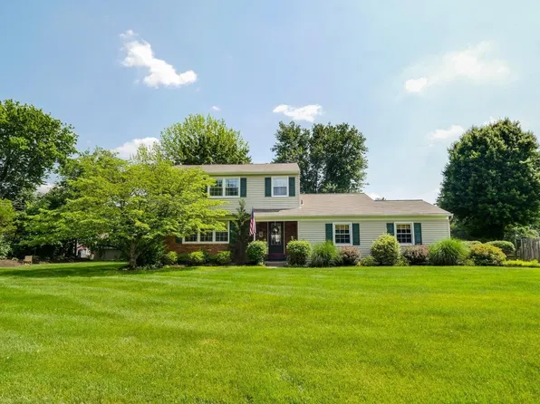 685 Pennsdale Dr, Yardley, PA 19067