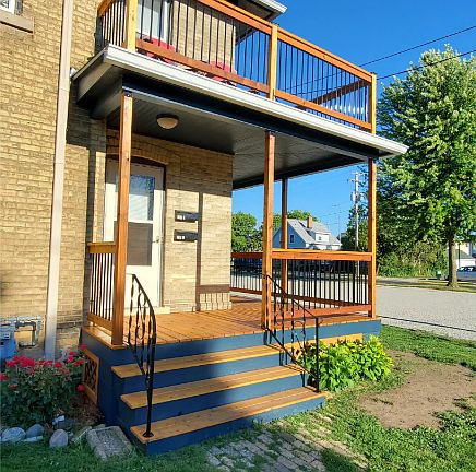 2nd image of 207 N 6th St Unit 1