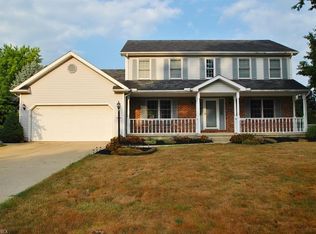 1008 Woodland Chase, Grafton, OH 44044