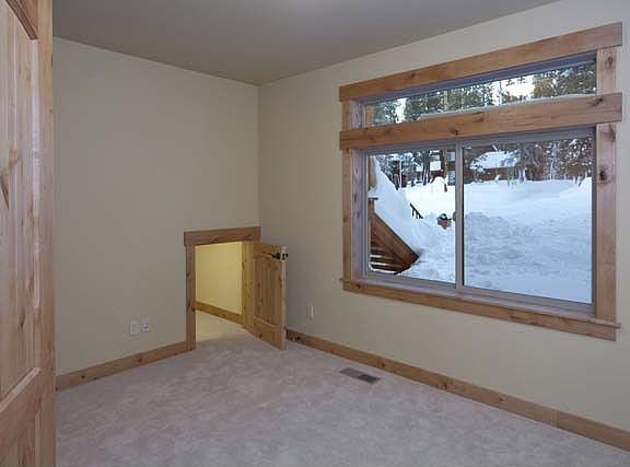 5th image of 11994 Oslo Dr