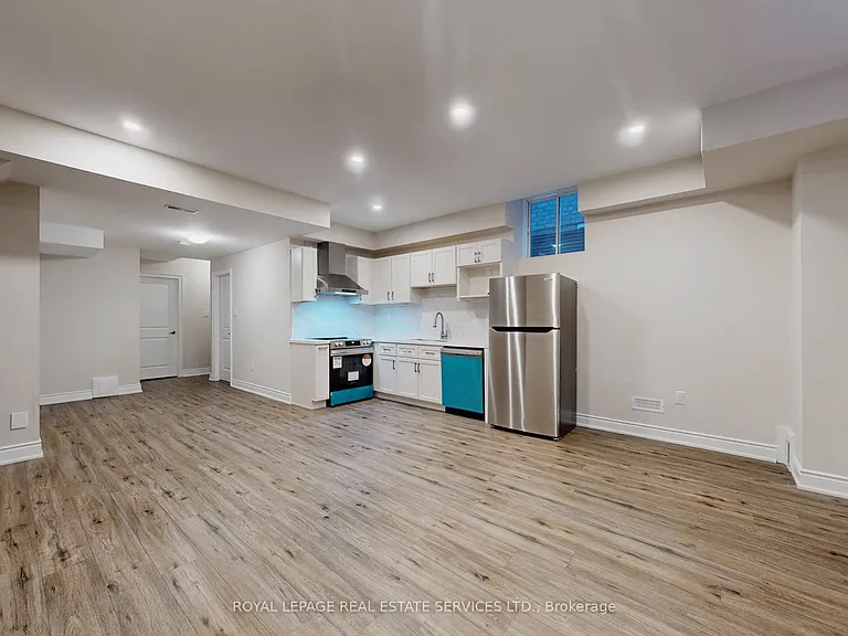 3359 Post Rd #BASEMENT — Photo 6