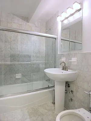 Rented by Citi Habitats | media 18