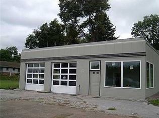 7269 Big Beaver Blvd, Beaver Falls, PA 15010