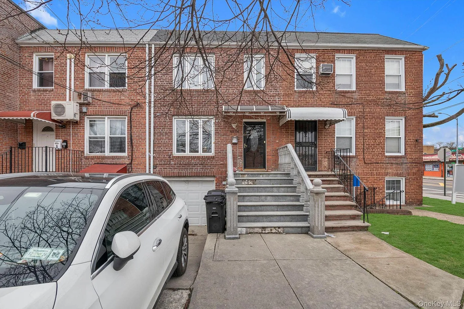6906 Fresh Meadow Lane photo 1