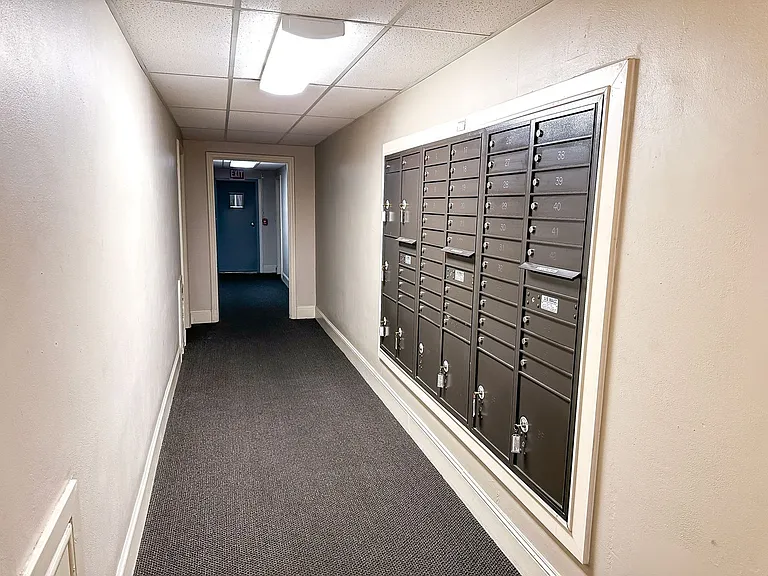 Embassy Apartments — Photo 56