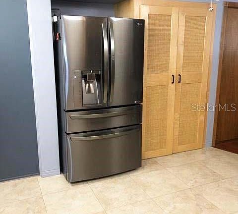 4th image of 1039 86th Ave N