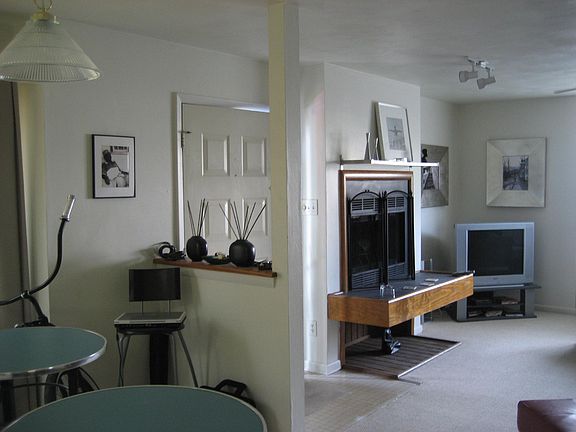 5th image of 2411 Loran Ct
