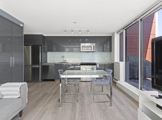1325 Rolston St #506, Vancouver, BC V6B0M2