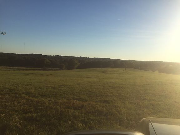 3rd image of 1225 County Road 345