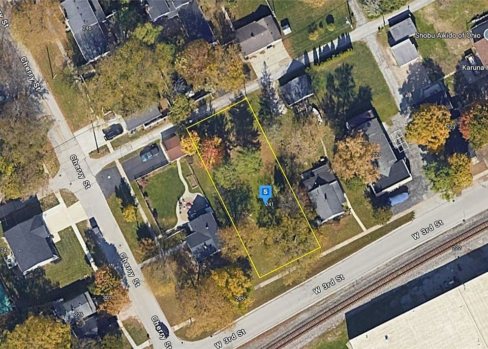 1st image of 241 W 3rd St
