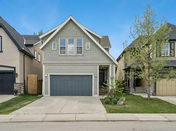 45 E Mahogany Ter SE, Calgary, AB T3M 0R5