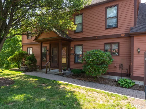 96 Colonial Hill Drive #96, Wallingford, CT 06492