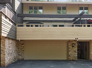 119 Birnamwood Dr, Burnsville, MN 55337
