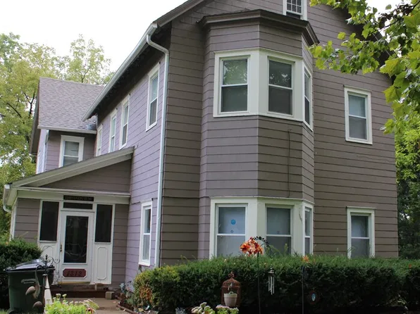 1312 S Broadway St #D, Leavenworth, KS 66048