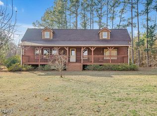 6811 Barker Ten Mile Rd, Lumberton, NC 28358