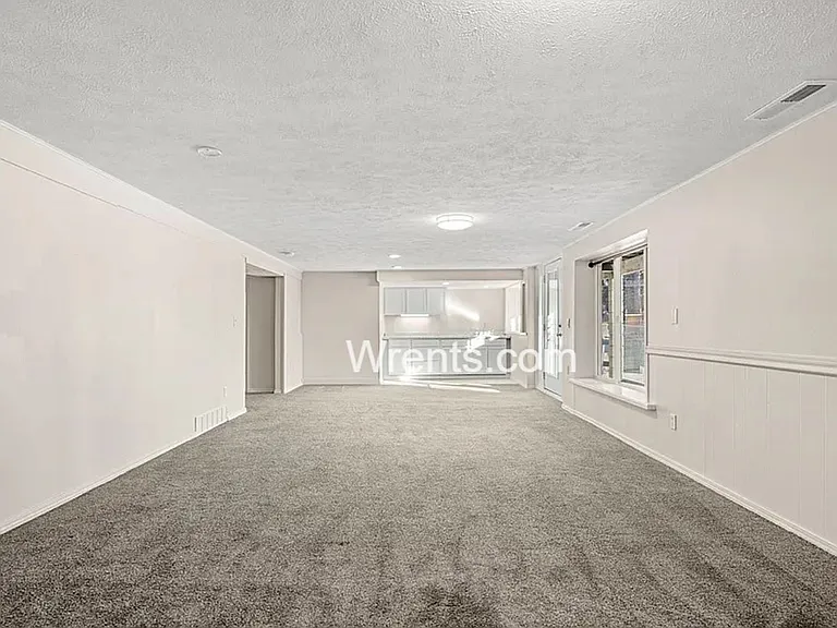 1415 W Borden Rd — Photo 19