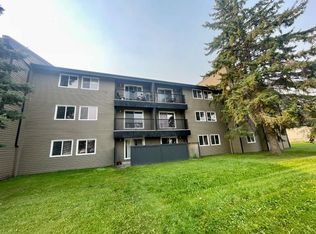 5611 N 9th Ave #110B, Edson, AB T7E1R5