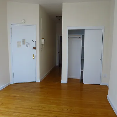 Rented by City & Suburban | media 18