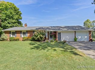 487 Barry St SW, Grandville, MI 49418