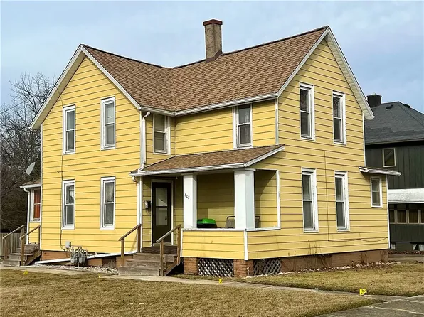 301 N Market St, Hoopeston, IL