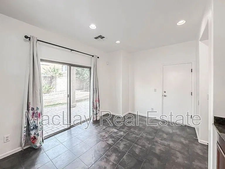 1707 S Rochester Dr — Photo 6