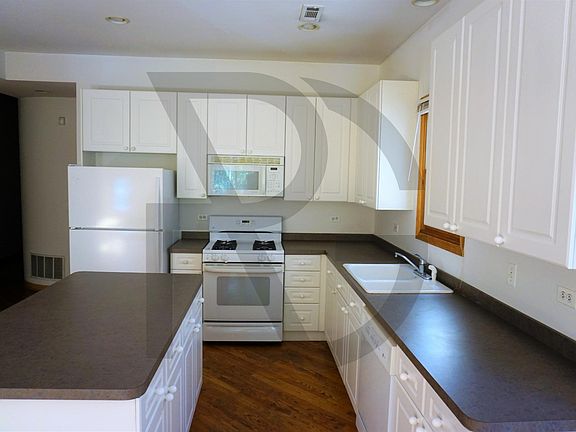 2nd image of 2717 N Wayne Ave #2north