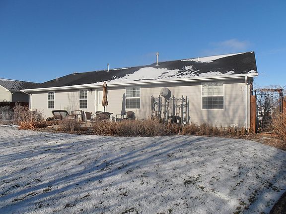 5th image of 316 39th Ave NE