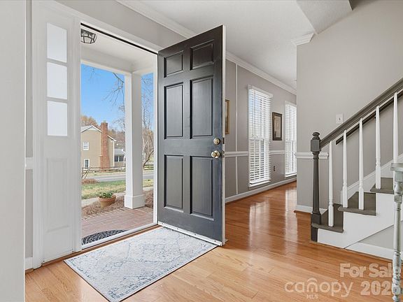 4th image of 6329 Bevington Pl
