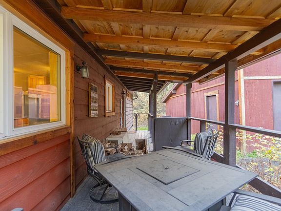 3rd image of 2650 Camp Ct