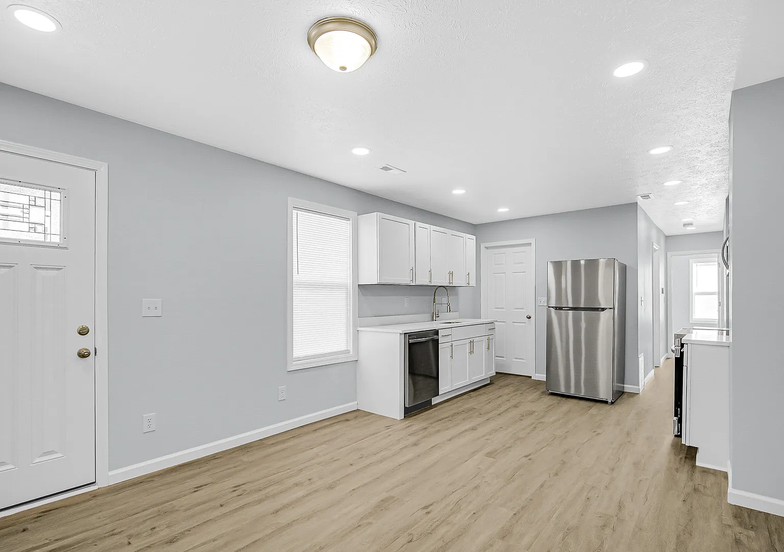 1 bed, 568 sqft, $1,200 — Photo 4