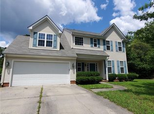 492 Shakespeare Dr, Virginia Beach, VA 23452