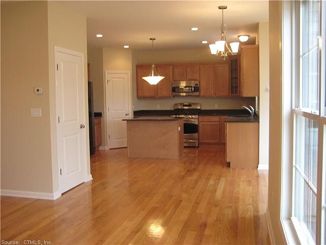 2nd image of 36 Padens Ct