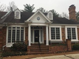 522 Middleton Ct, Saint Louis, MO 63122