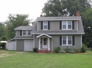 32 Hampton Roads Ave, Hampton, VA 23661