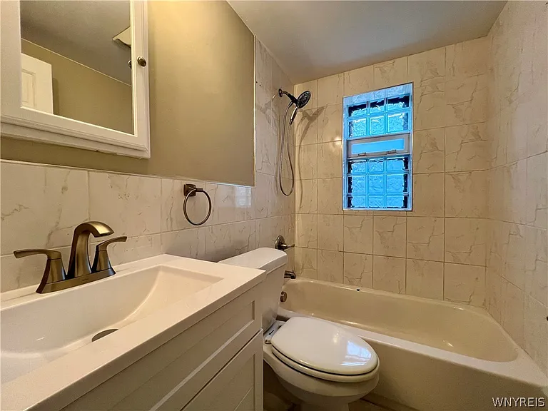 1225 Hertel Ave #2 — Photo 10
