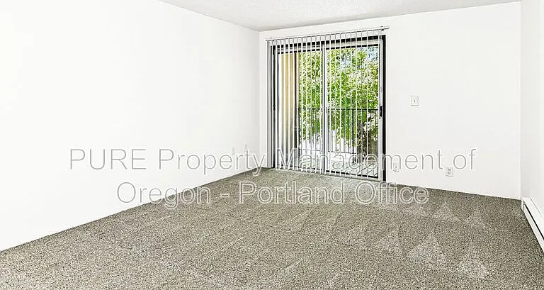 Parkway Garden — Photo 74